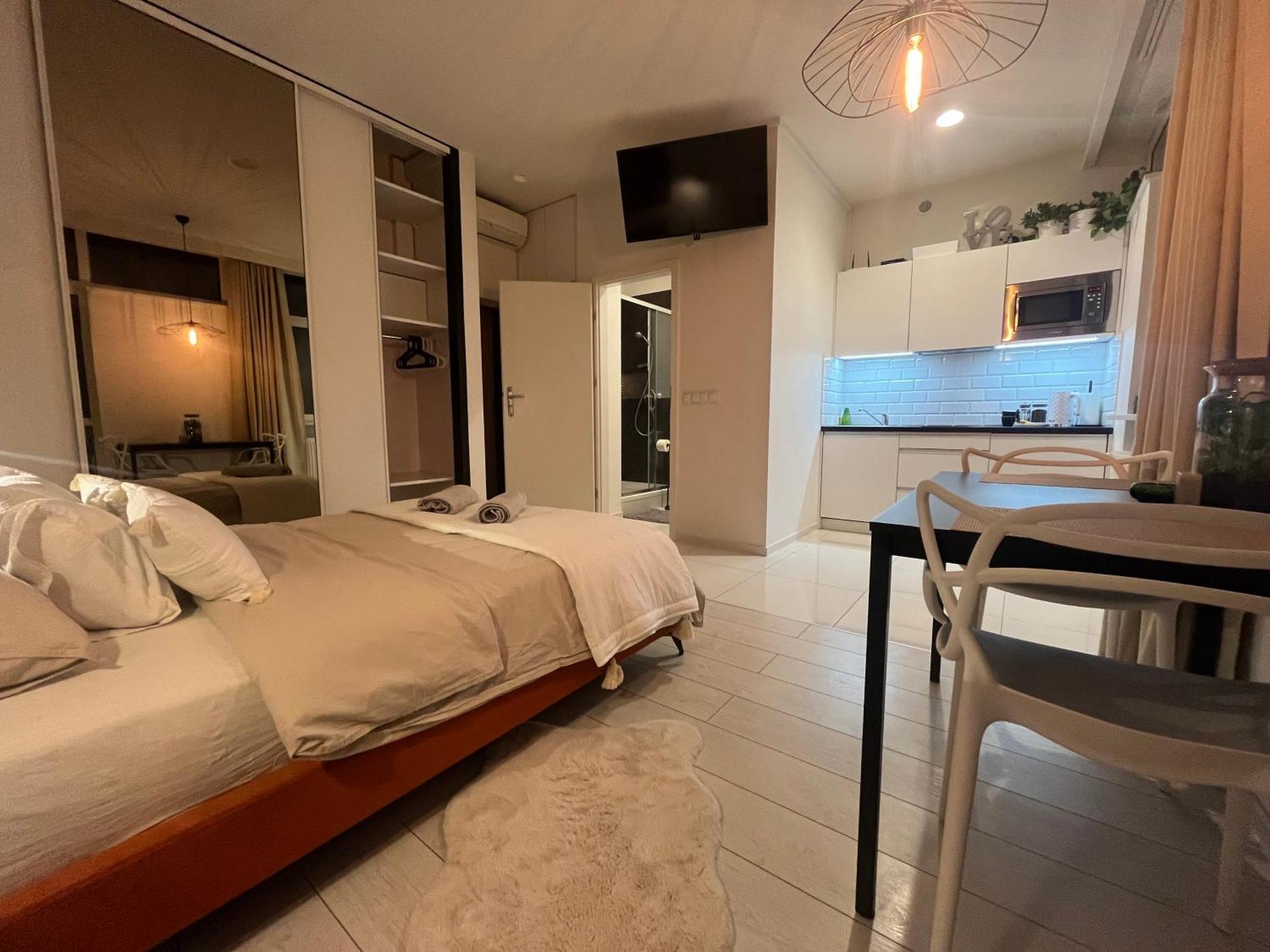 Apartament I Love Piotrkowska Z Wielkim Lustrem, Balkonem I Klimatyzacja Лодзь Экстерьер фото